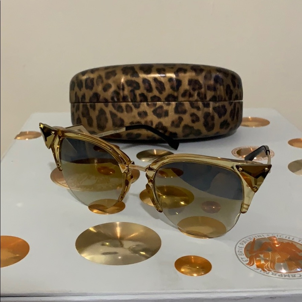 Sunglasses FENDI Cat-Eye